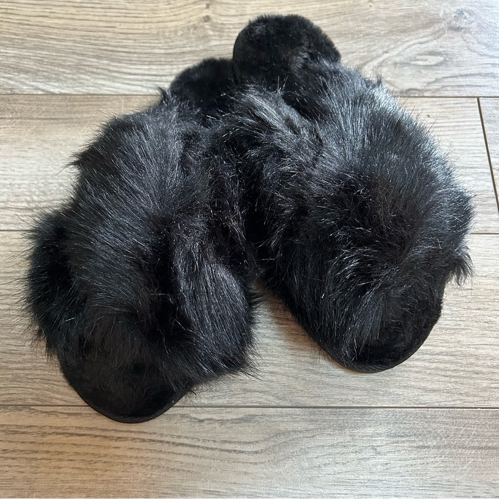 {savage fenty} by Rihanna black Fluff'd Up Slippers